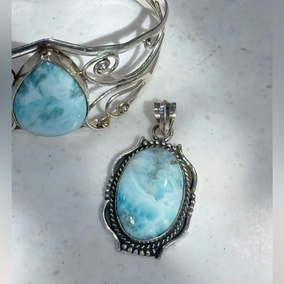 🩵 SOLD 🩵 - Picture 3 of 8